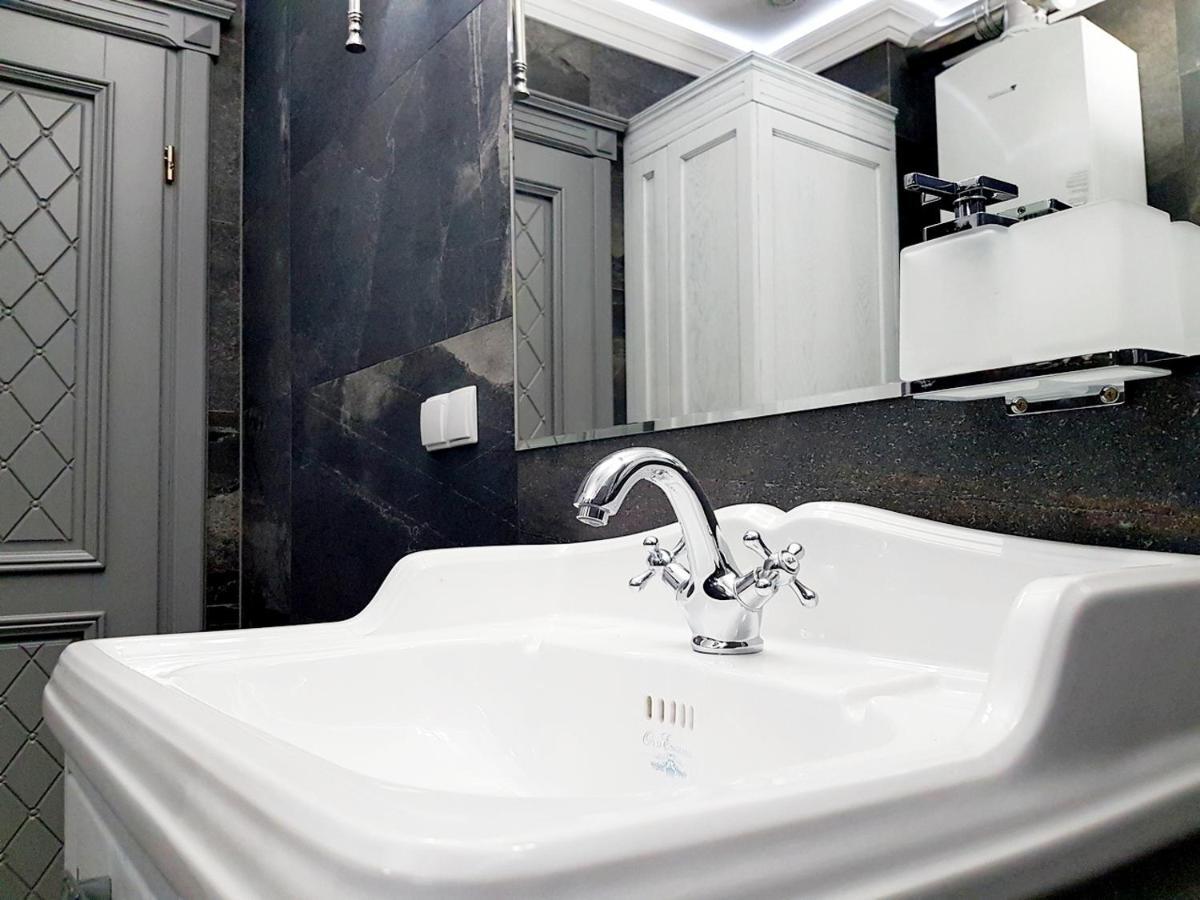 Apartament Old England Zywiec Ngoại thất bức ảnh